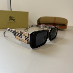 BURBERRY SUNGLASSES