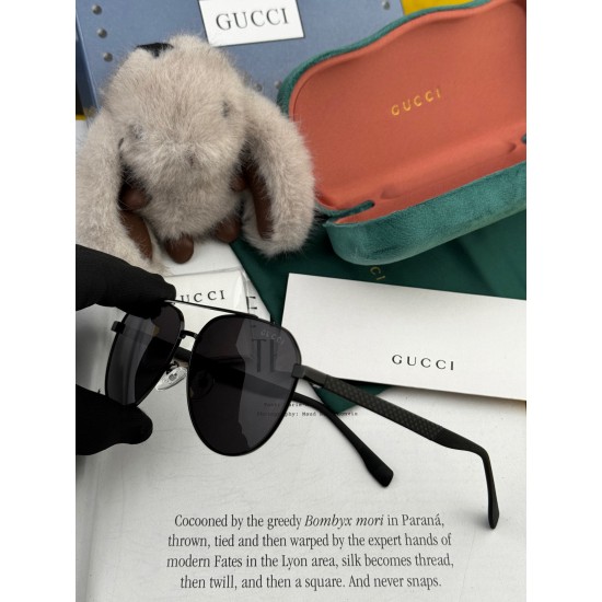 Gucci SUNGLASSES
