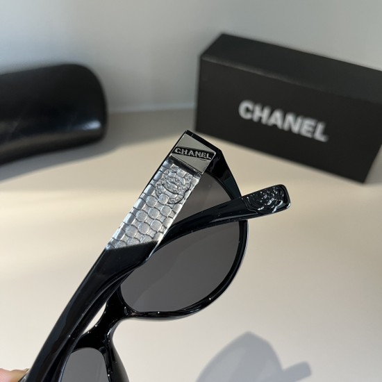 CHANEL SUNGLASSES