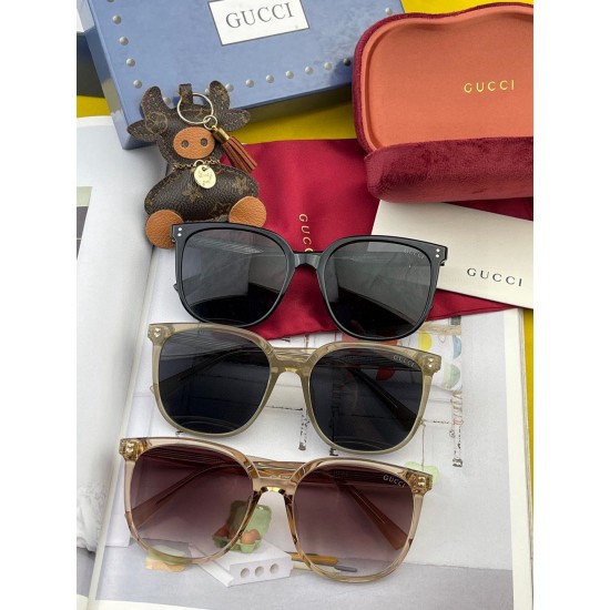 Gucci SUNGLASSES