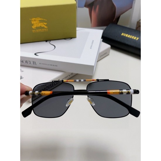 BURBERRY SUNGLASSES