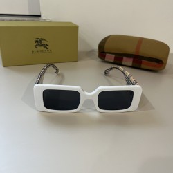 BURBERRY SUNGLASSES