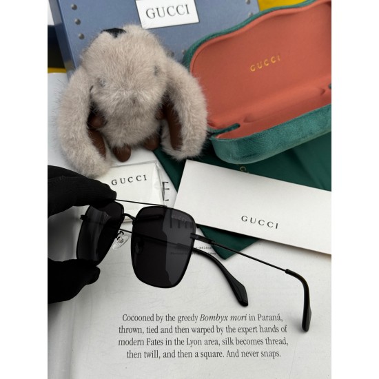 Gucci SUNGLASSES