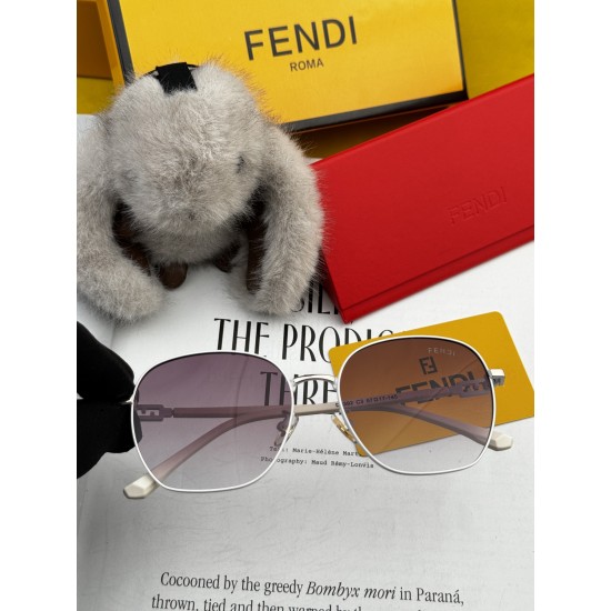 FENDI SUNGLASSES