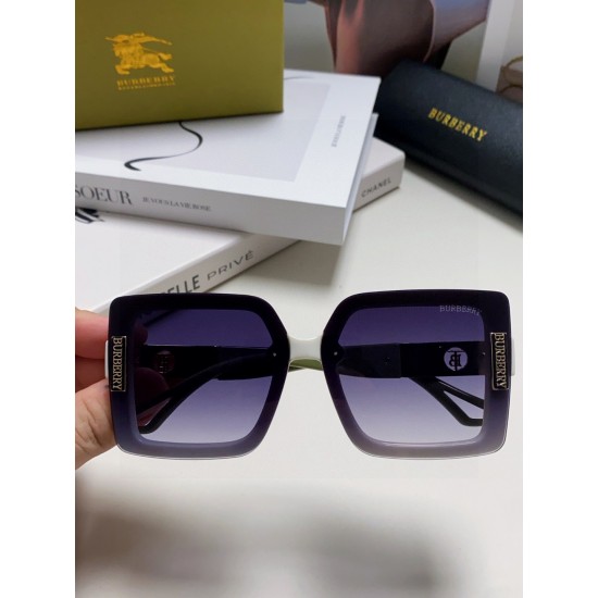 BURBERRY SUNGLASSES