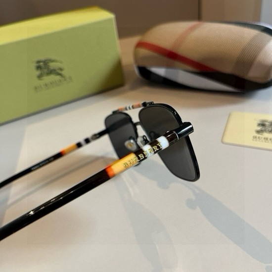 BURBERRY SUNGLASSES