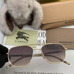 BURBERRY SUNGLASSES