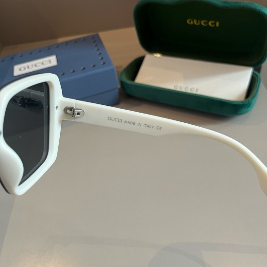 Gucci SUNGLASSES Gucci SUNGLASSES