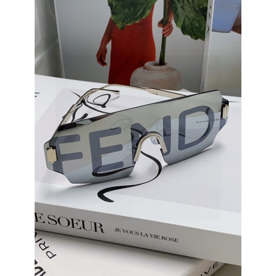 FENDI SUNGLASSES