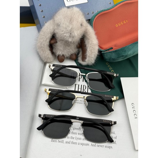 Gucci SUNGLASSES