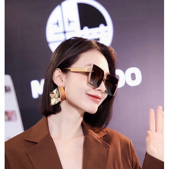 FENDI SUNGLASSES