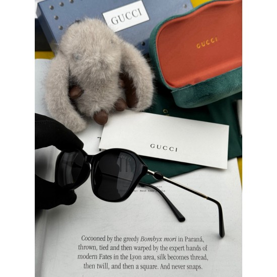 Gucci SUNGLASSES Gucci SUNGLASSES
