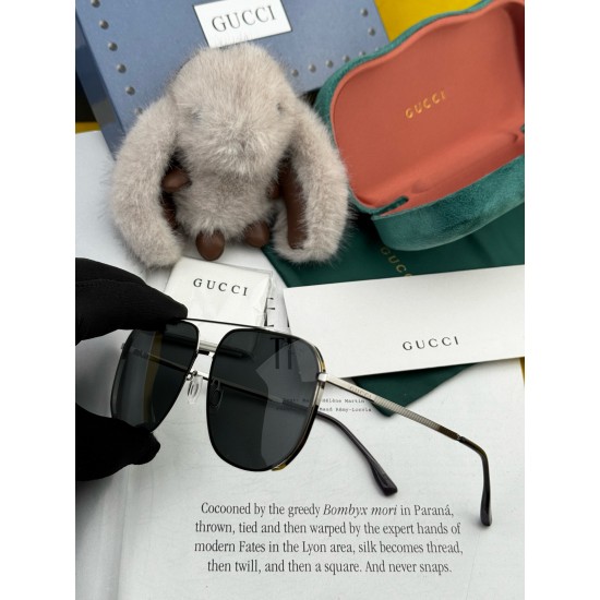 Gucci SUNGLASSES
