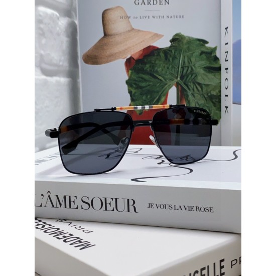 BURBERRY SUNGLASSES