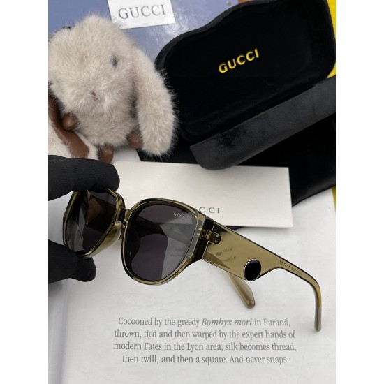 Gucci SUNGLASSES