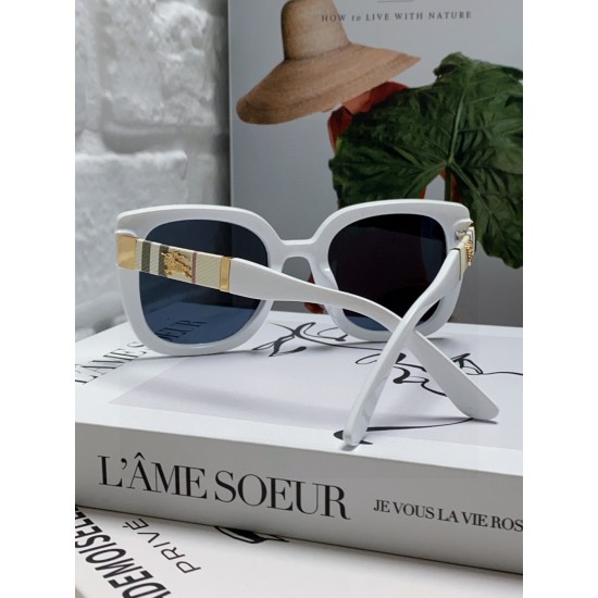 BURBERRY SUNGLASSES