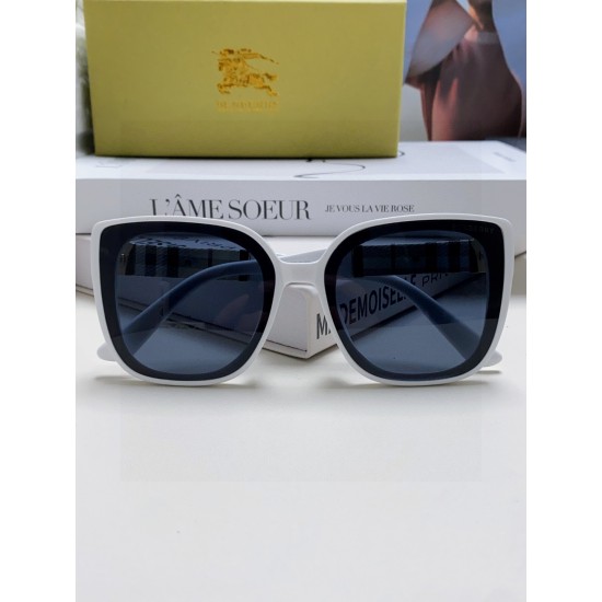 BURBERRY SUNGLASSES