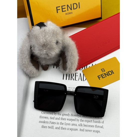 FENDI SUNGLASSES