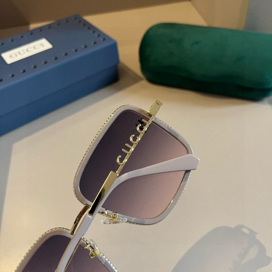 Gucci SUNGLASSES