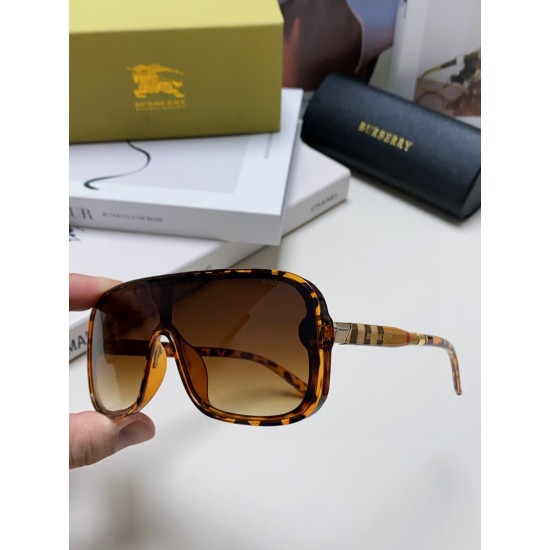 BURBERRY SUNGLASSES