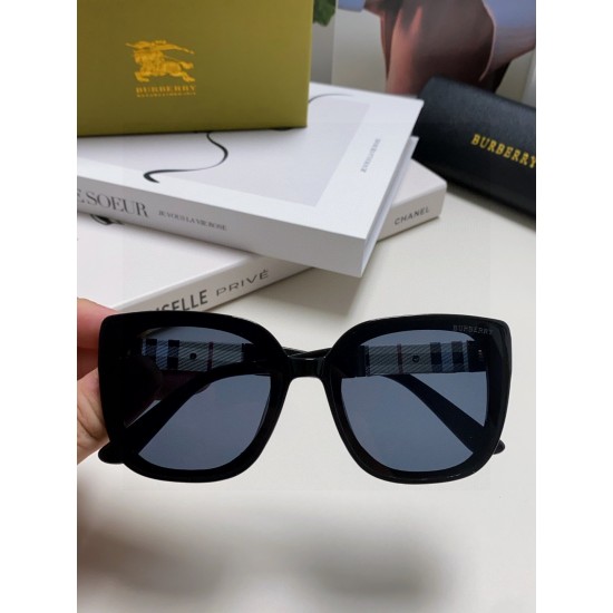 BURBERRY SUNGLASSES