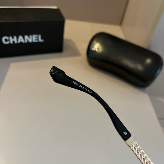 CHANEL SUNGLASSES