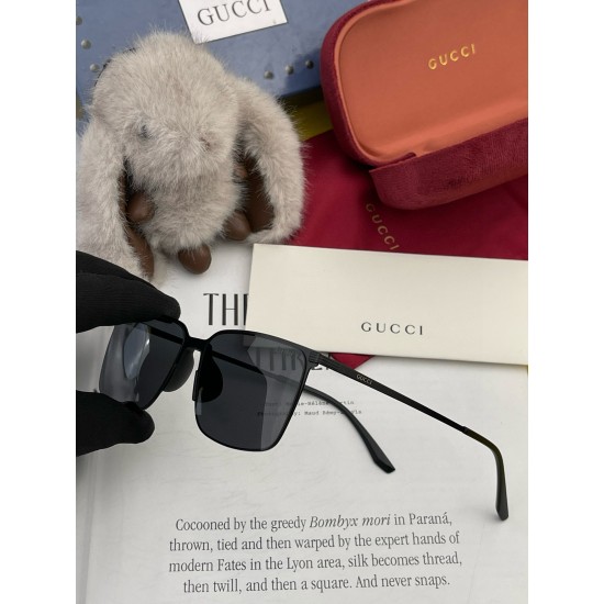 Gucci SUNGLASSES