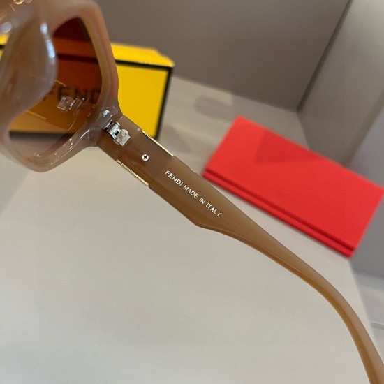 FENDI SUNGLASSES