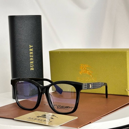 BURBERRY SUNGLASSES