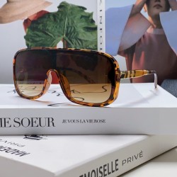 BURBERRY SUNGLASSES