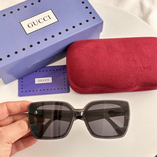 Gucci SUNGLASSES