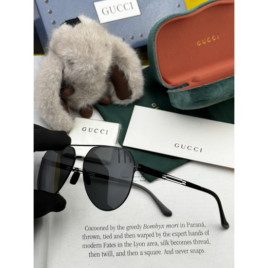 Gucci SUNGLASSES