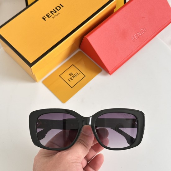 FENDI SUNGLASSES