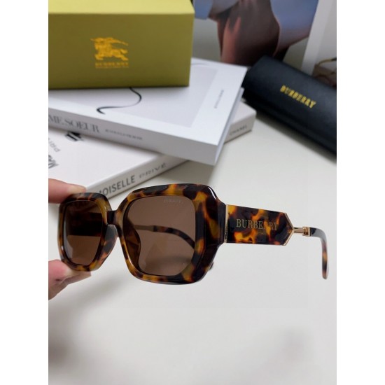 BURBERRY SUNGLASSES