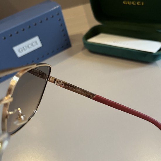 Gucci SUNGLASSES