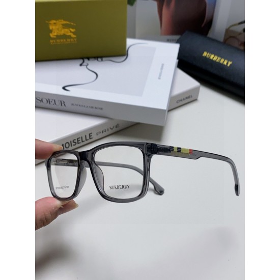 BURBERRY SUNGLASSES