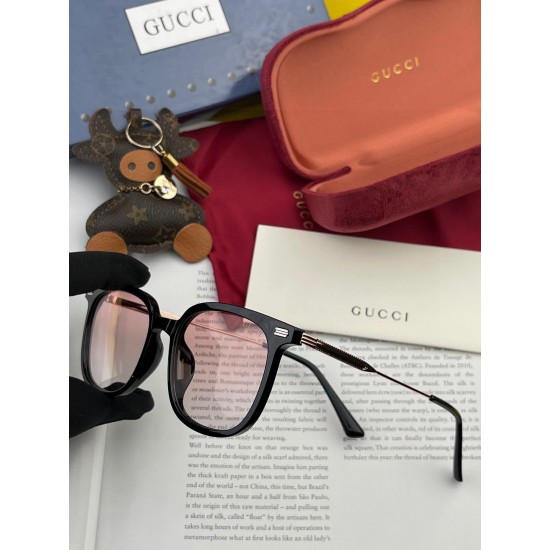 Gucci SUNGLASSES