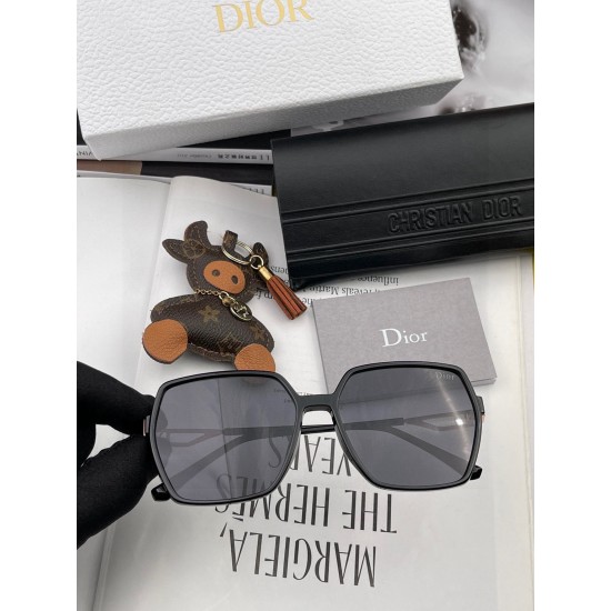 Dior SUNGLASSES