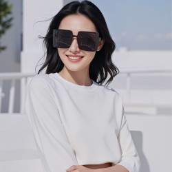 FENDI SUNGLASSES