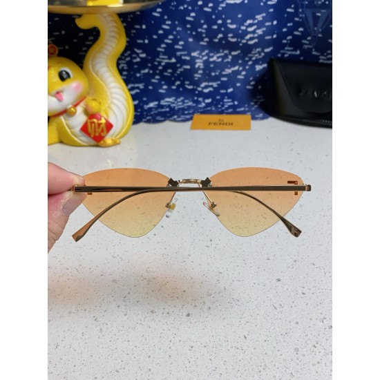 FENDI SUNGLASSES