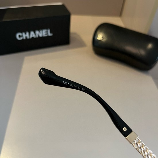 CHANEL SUNGLASSES
