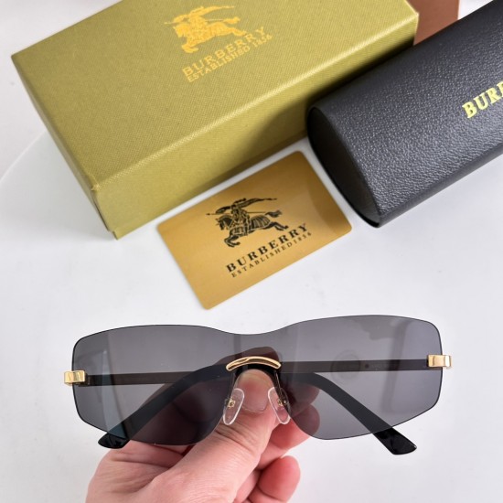 BURBERRY SUNGLASSES