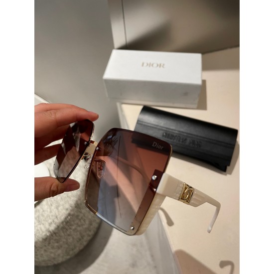 Dior SUNGLASSES