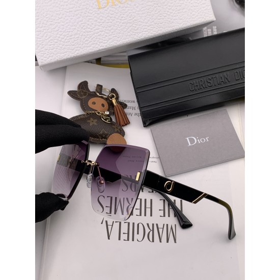 Dior SUNGLASSES