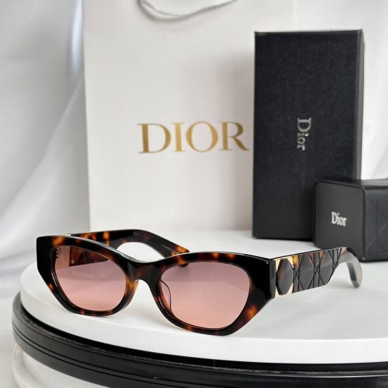 Dior SUNGLASSES