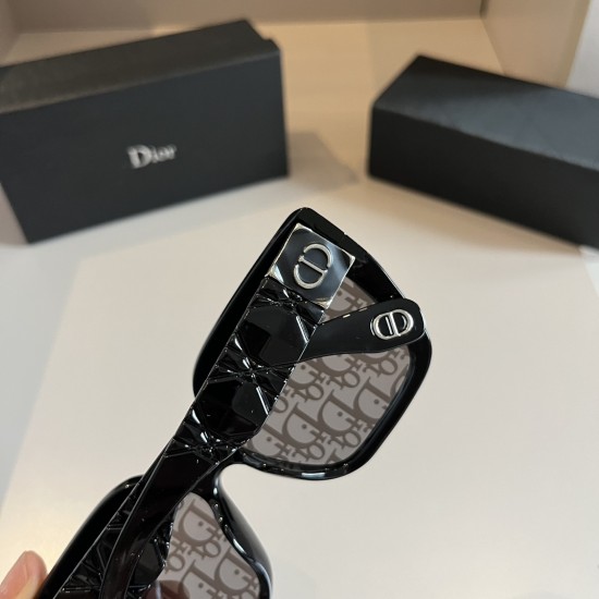 Dior SUNGLASSES