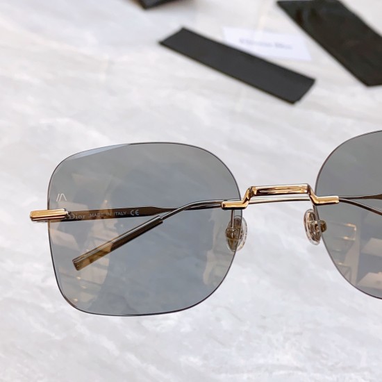 Dior SUNGLASSES