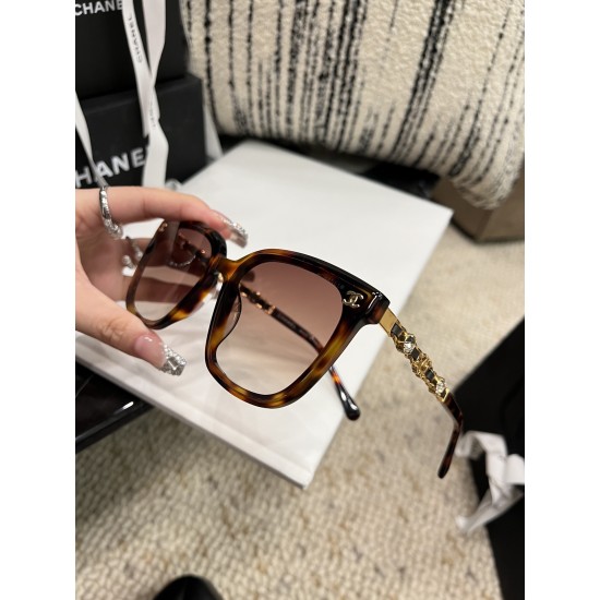 CHANEL SUNGLASSES