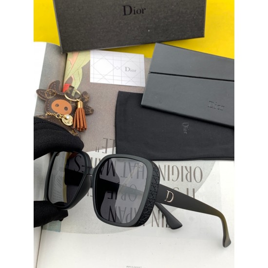 Dior SUNGLASSES