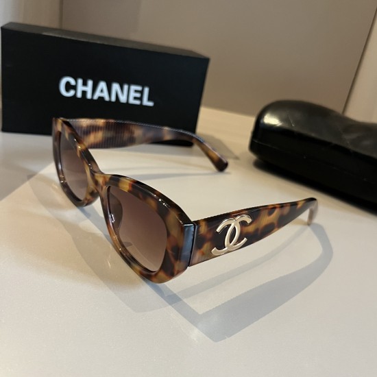 CHANEL SUNGLASSES